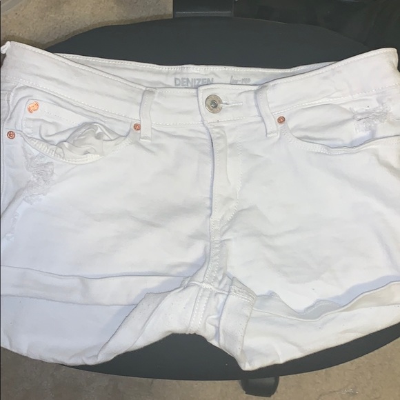 Shorts - Picture 1 of 3